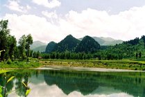 松鸣岩风景名胜区