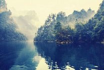 宝峰湖风景区